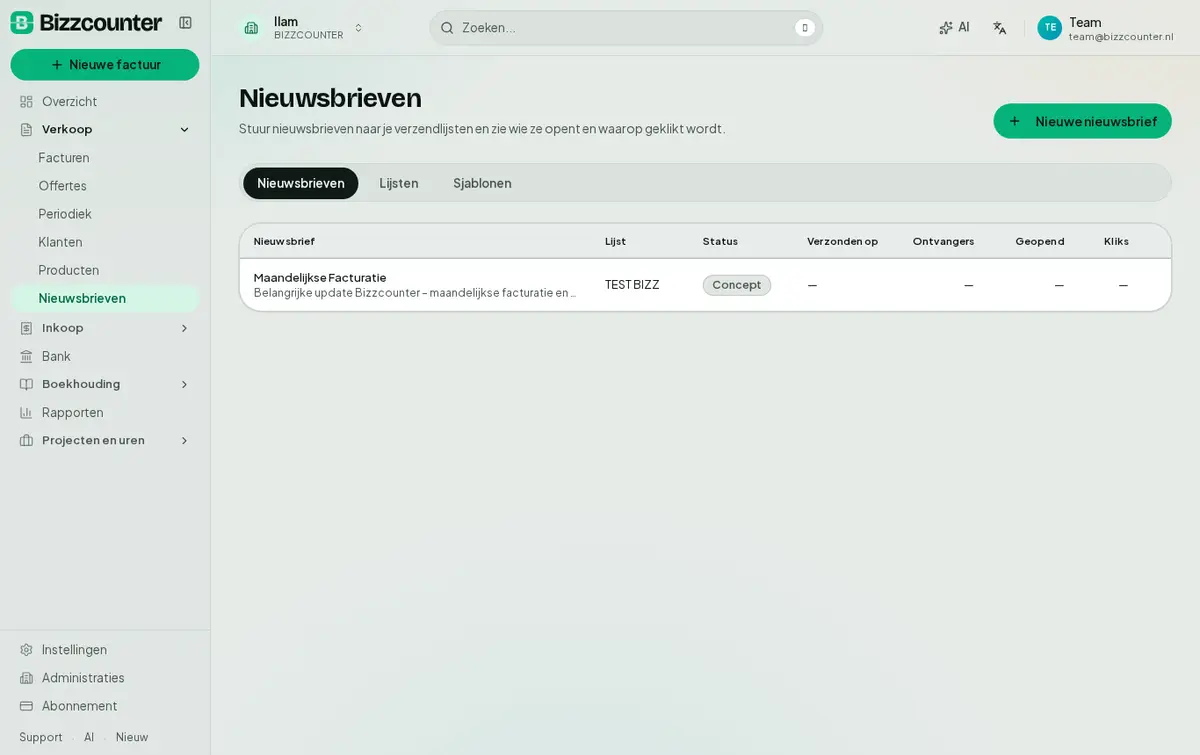 Het overzicht van nieuwsbrieven met status, ontvangers, opens en kliks